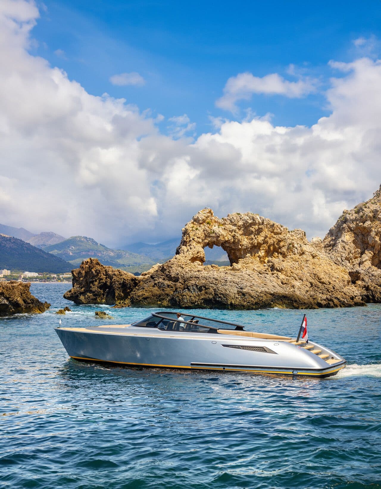 Wajer 55 sideview Mallorca