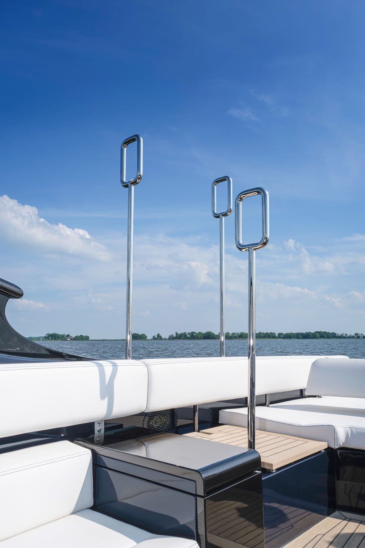 Wajer Yachts 38 boarding arrangement