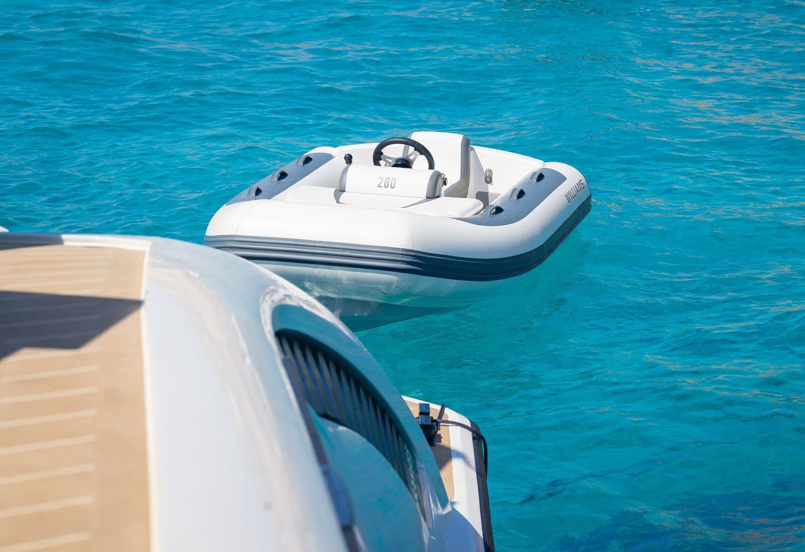wajer_55s_malta_williams_jet_tender_2