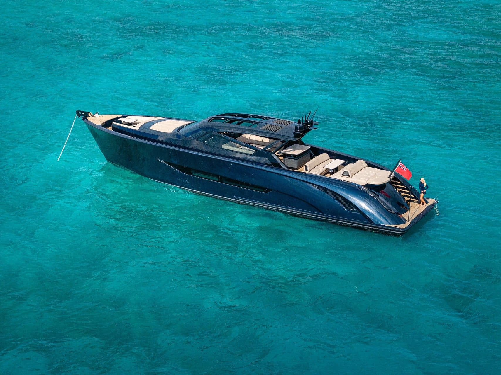 Wajer 77 sideview bahamas sea
