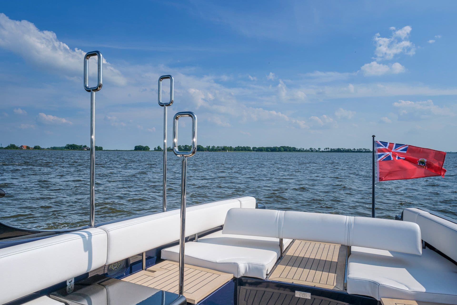 Wajer Yachts 38 boarding arrangement