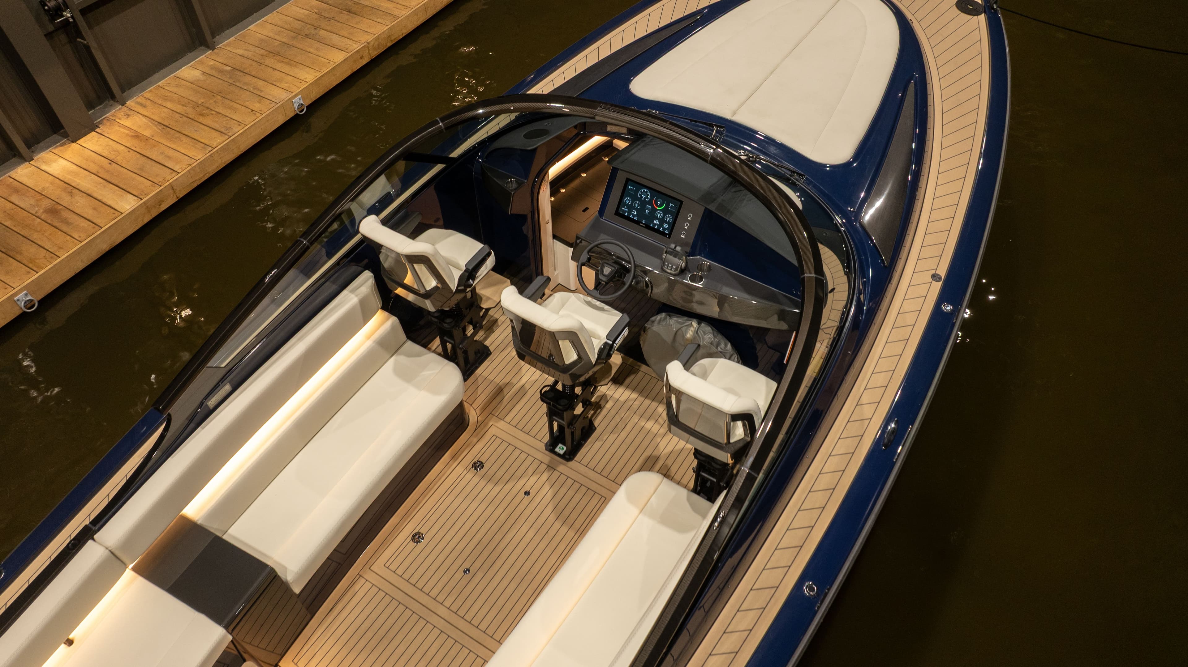 wajer_38179_tt_825_5