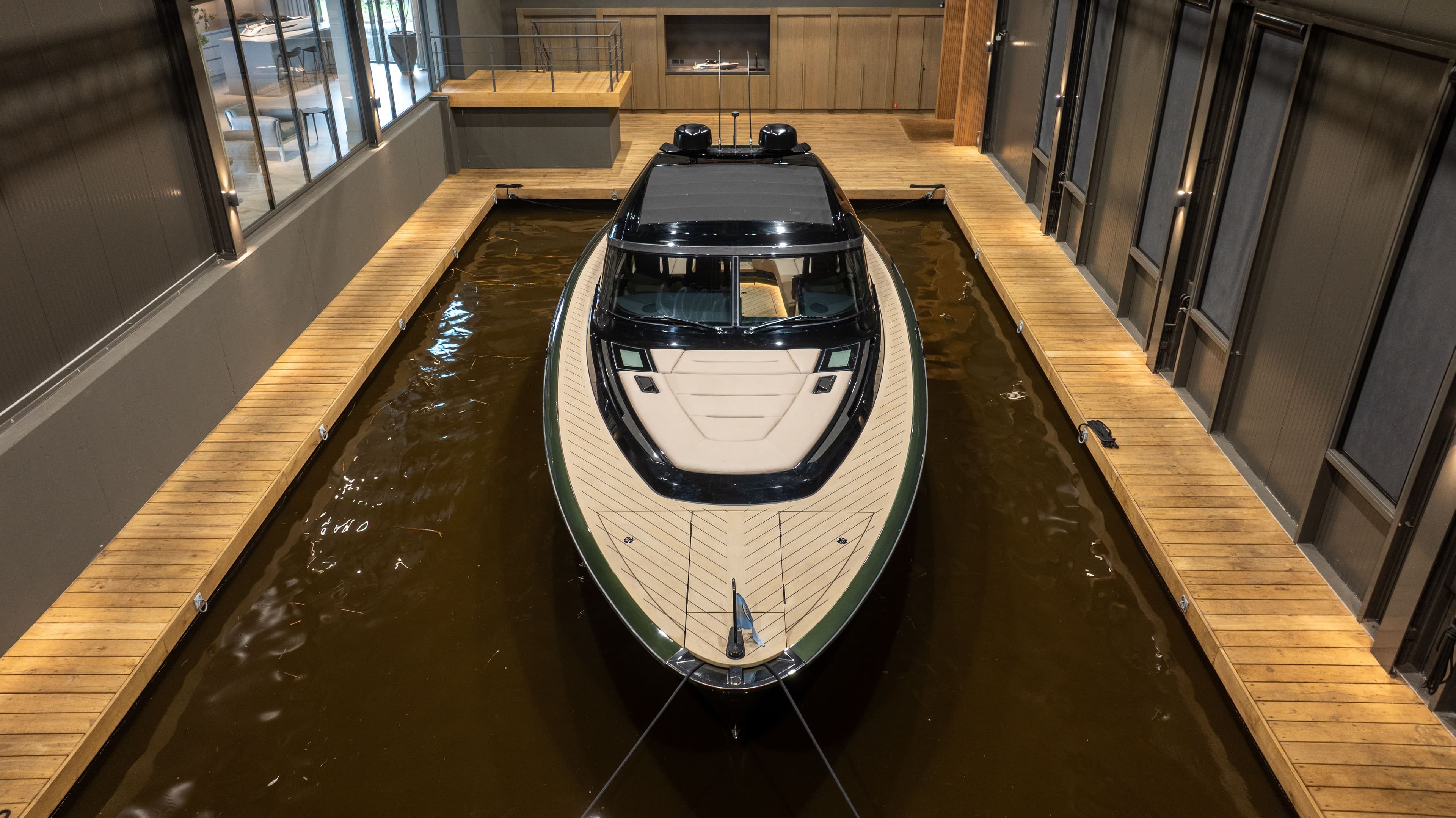 wajer_44003_undercover_4