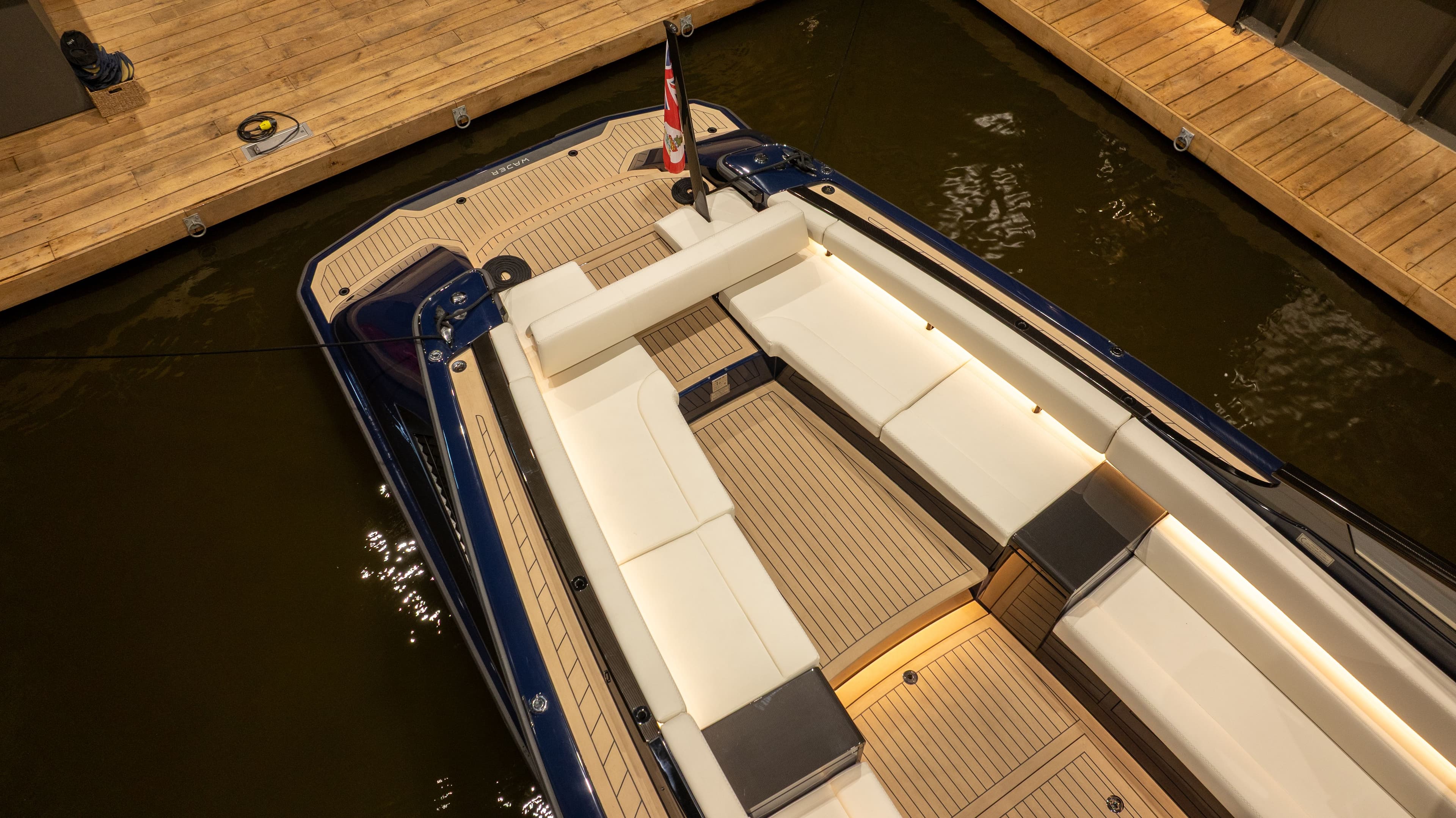 wajer_38179_tt_825_4