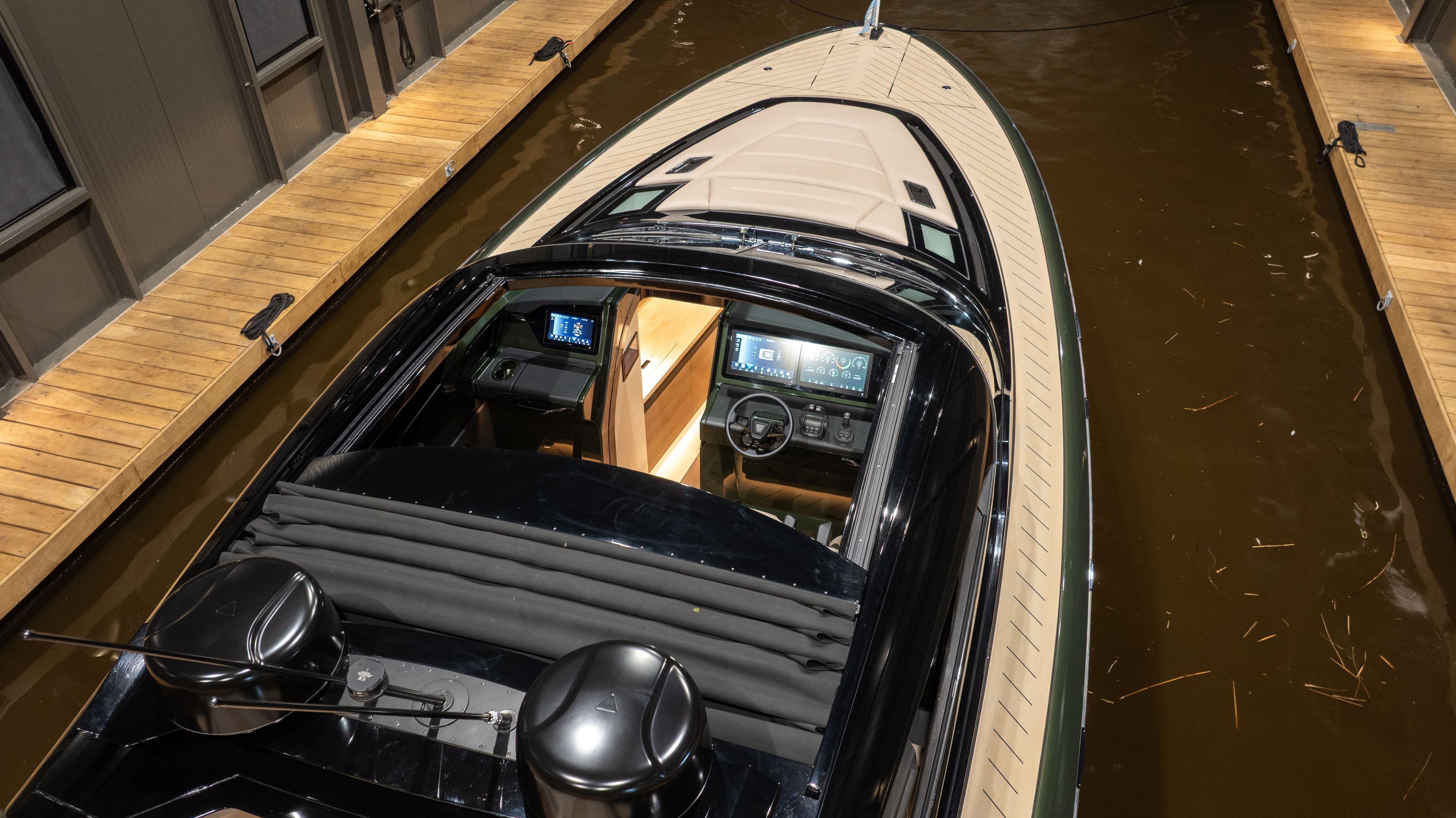 wajer_44003_undercover_8