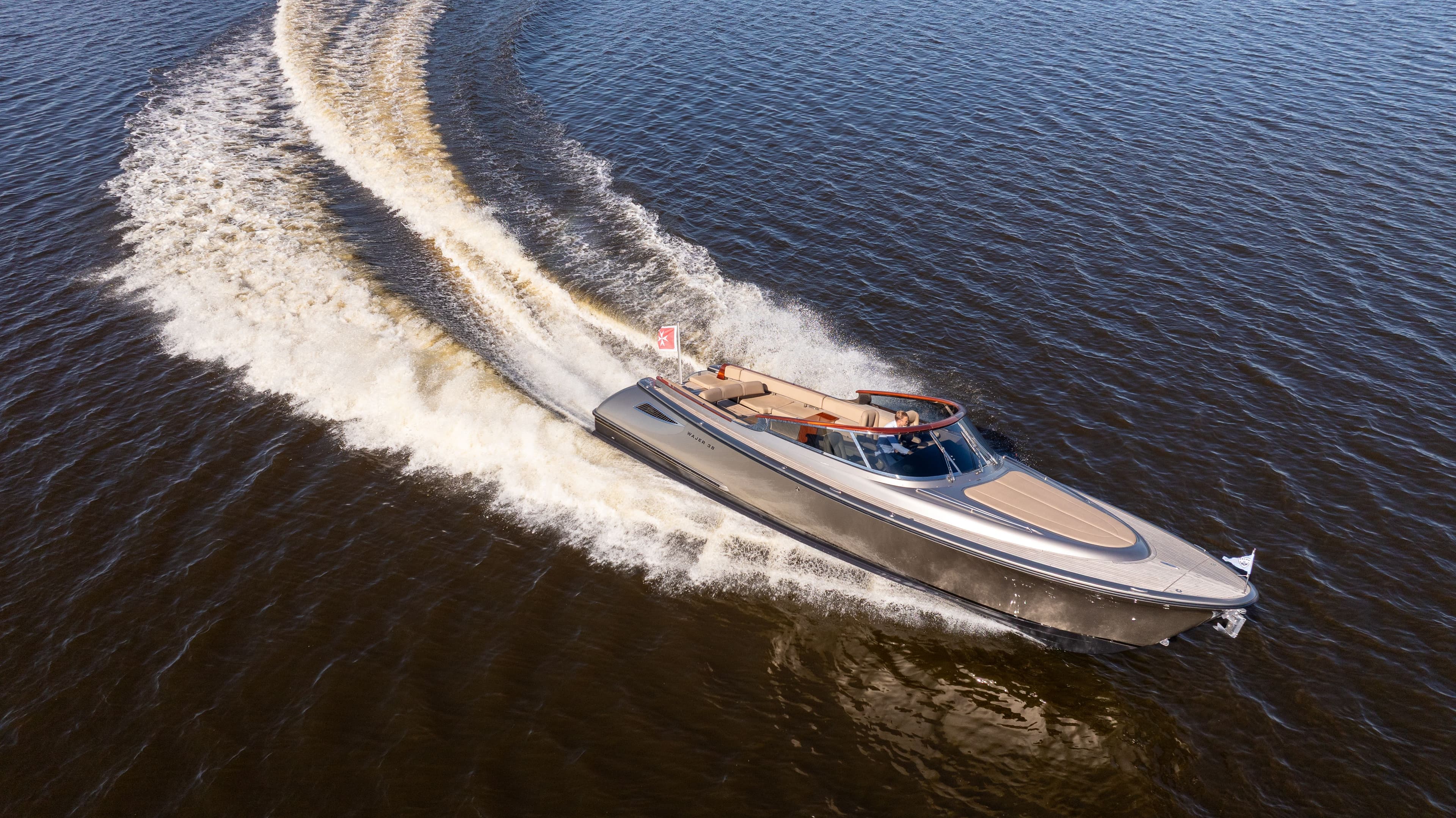 38051-lady-nyetimber-6