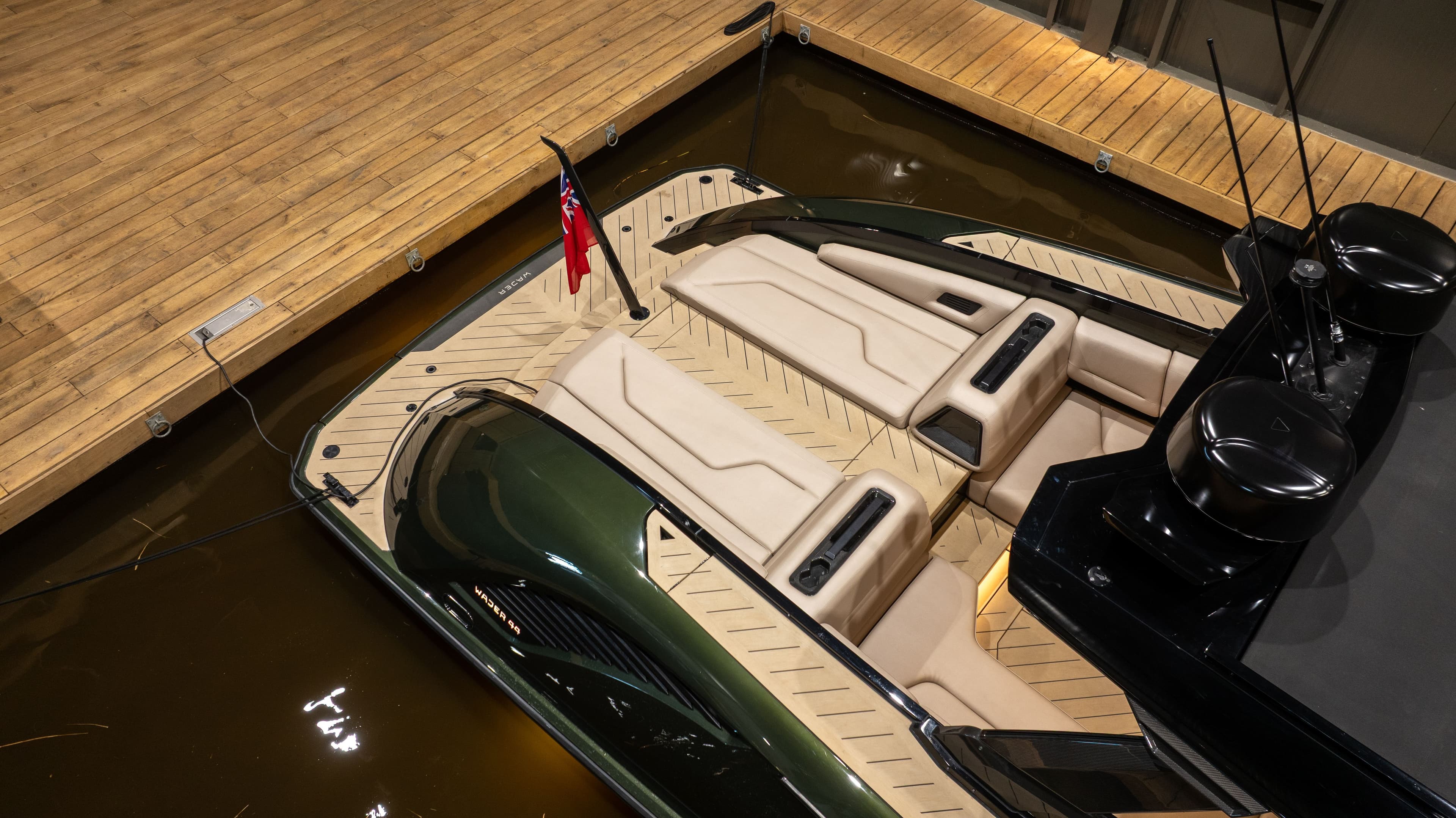 wajer_44003_undercover_7