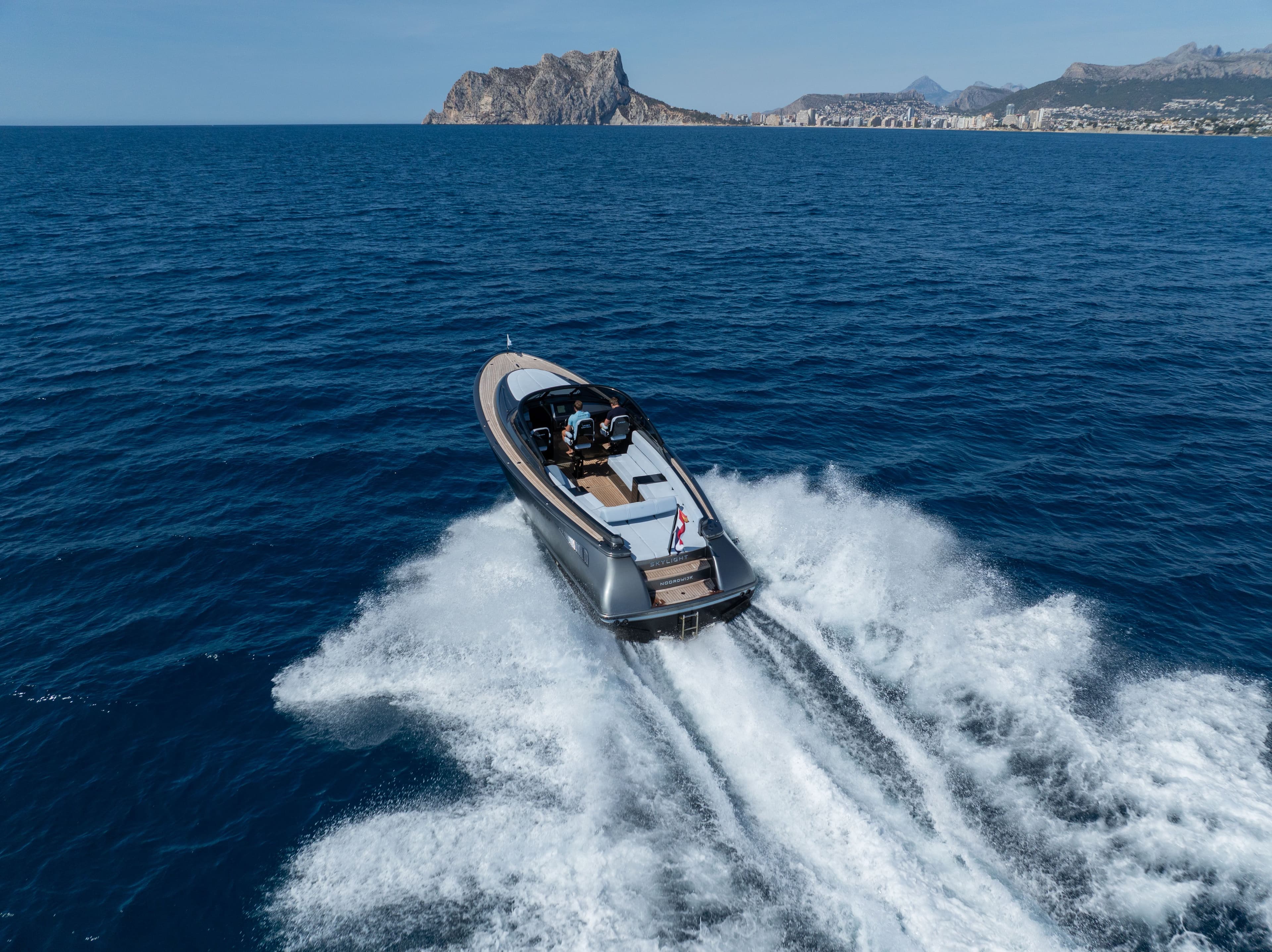 wajer_38042_skylight_11