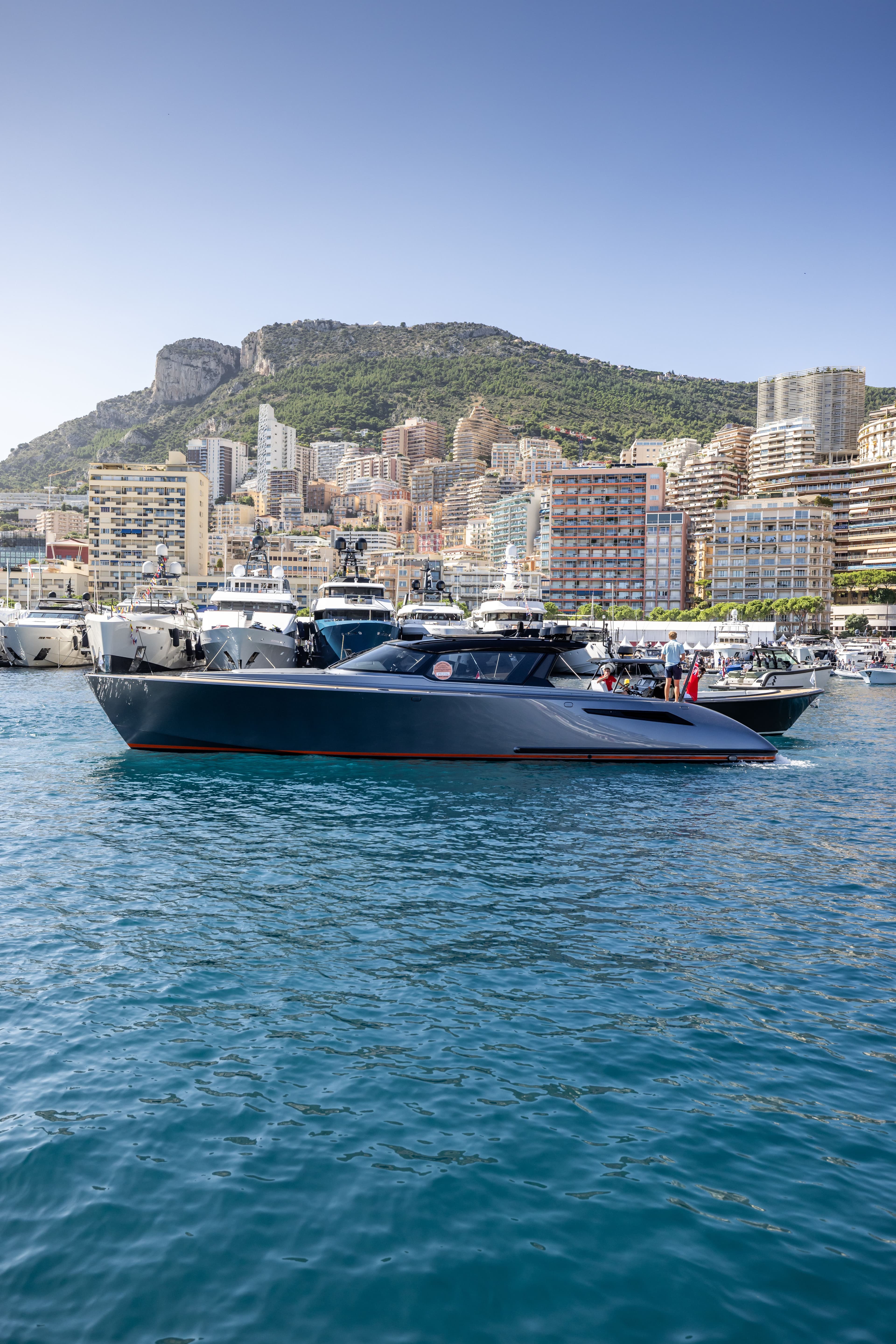 2024 monaco yacht show guy