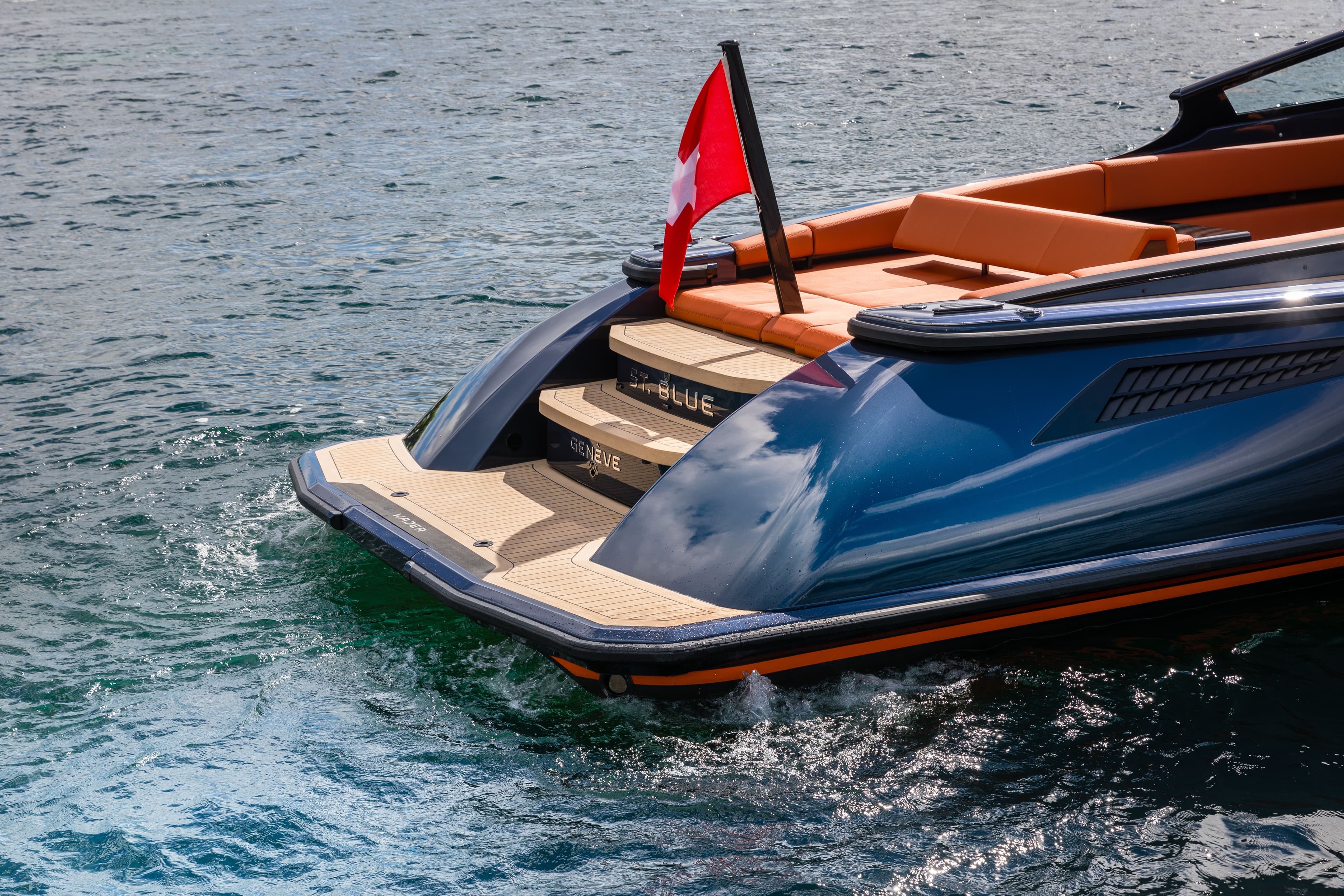 Wajer 38 mkII Swimming Platform Geneva