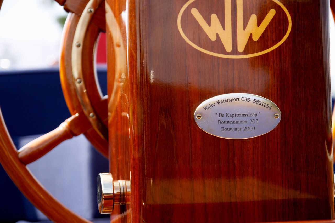 Wajer captains launch kapiteinssloep heritage model cockpit console steering wheel