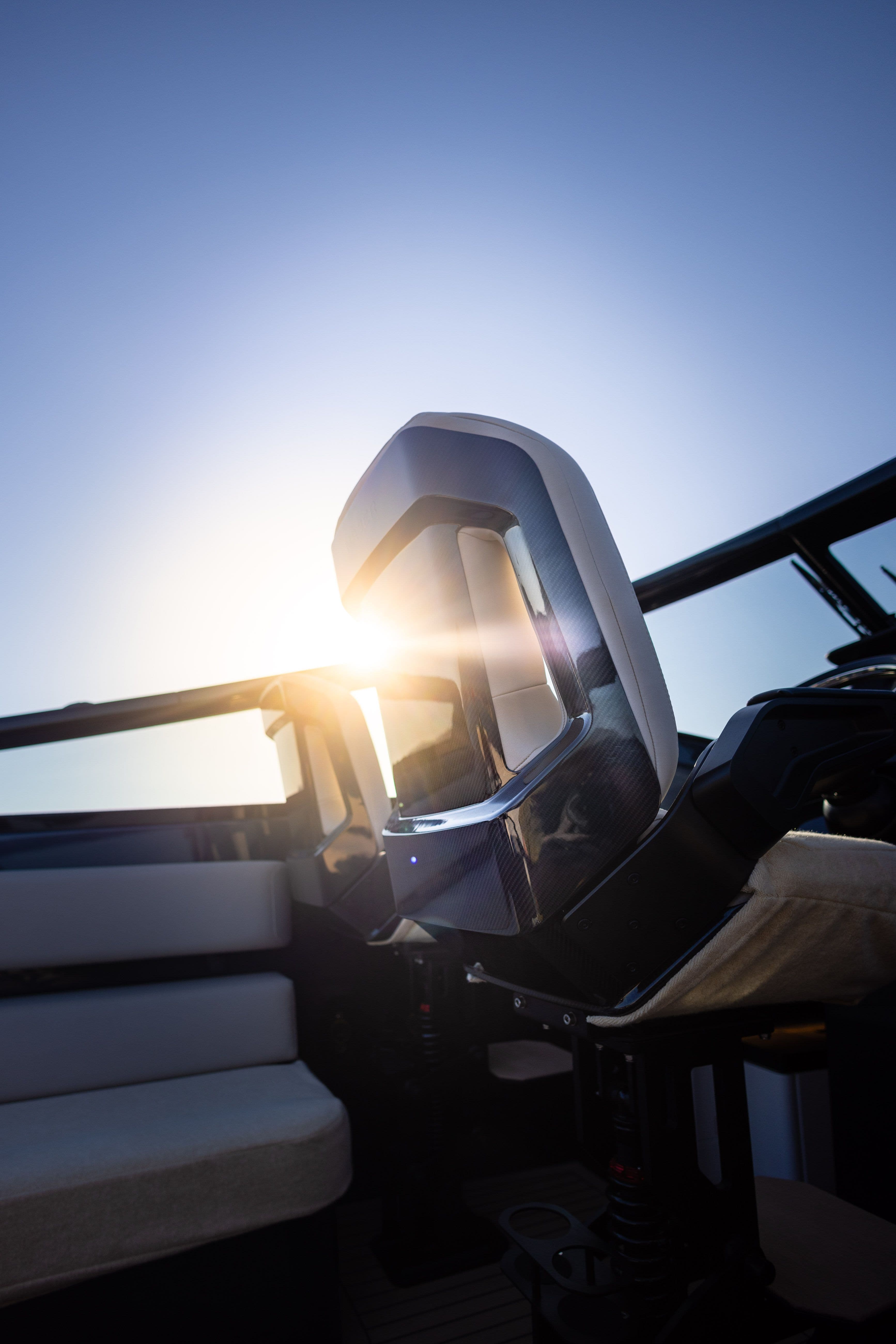 Wajer 38 carbon shell seats chairs custom design padded