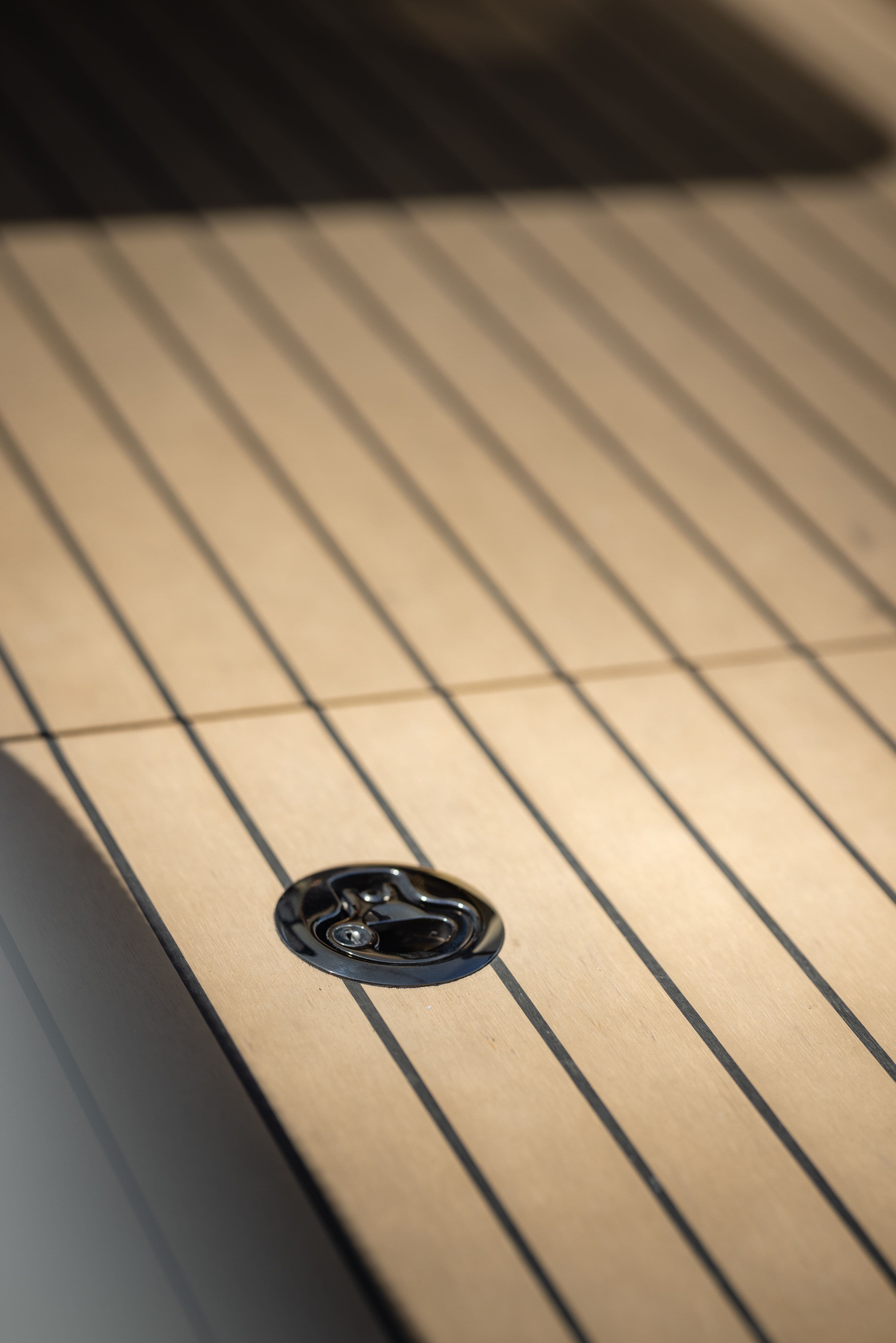 Wajer 55 flexi teak deck material detail